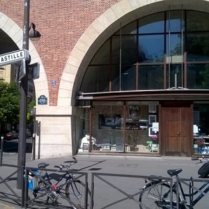 En direction de la coulée verte, Paris