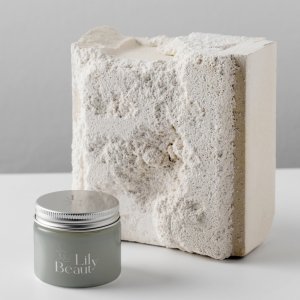 Logo pour la marque Lily Beauty