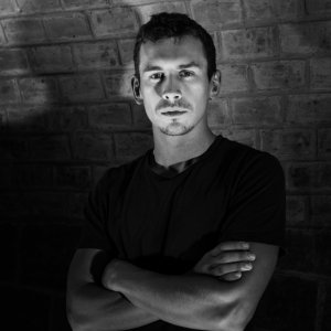 Lucas L.