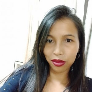 Lizza R.
