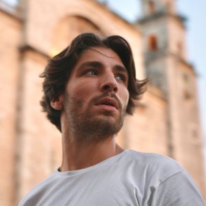 François M.