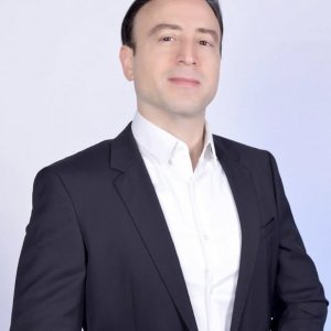 Aref M.