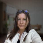 Clara L.