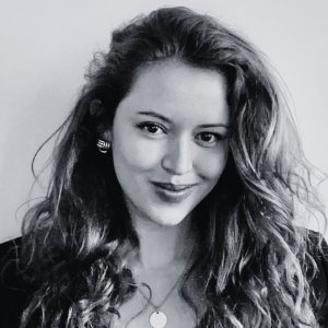 Lou-anne C.