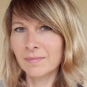 Virginie E.