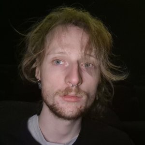 Lucas R.