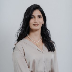 Kahina B.