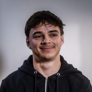 Dylan D.