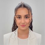 Yasmine B.