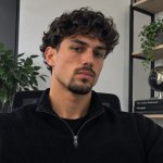 Valentin L.