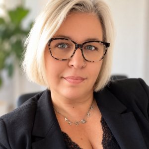 Perrine M.